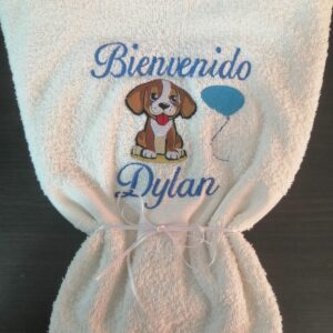 toalla bordada con imagen y nombre